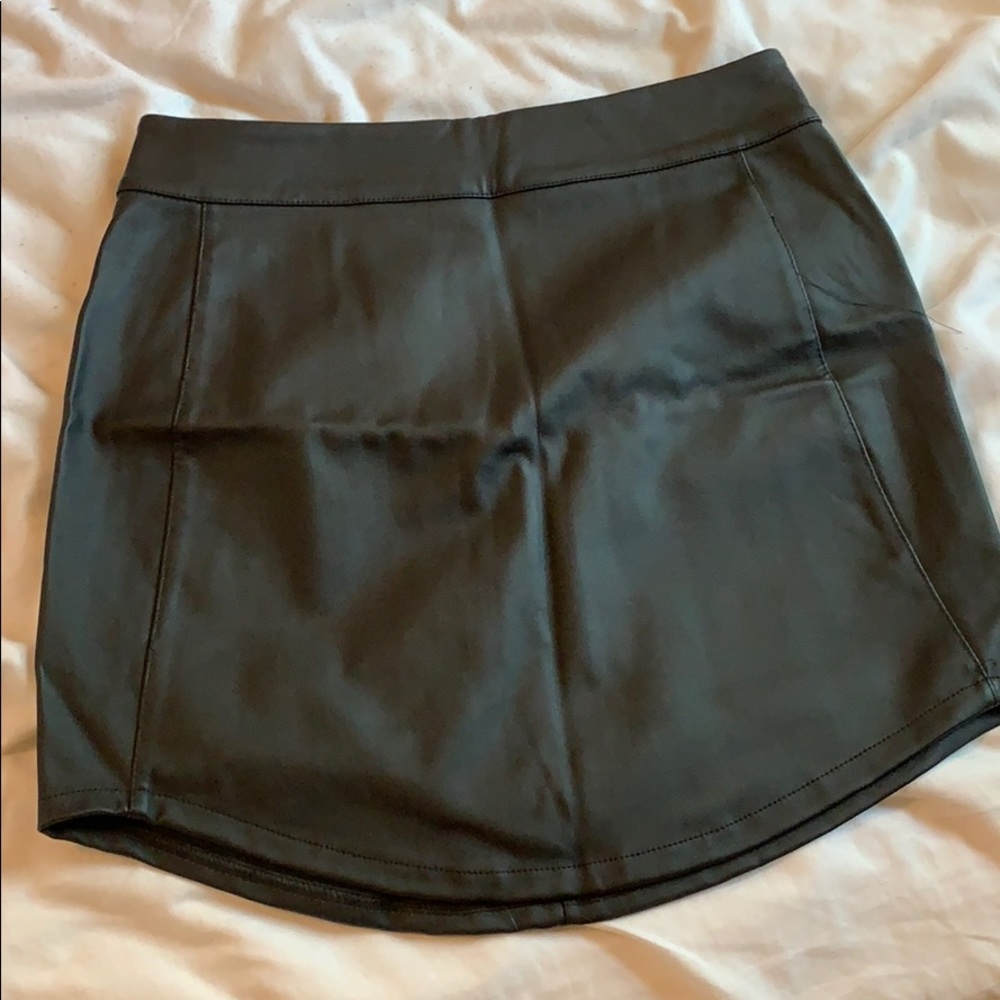 Leather skirt